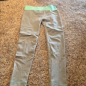 Size medium grey leggings